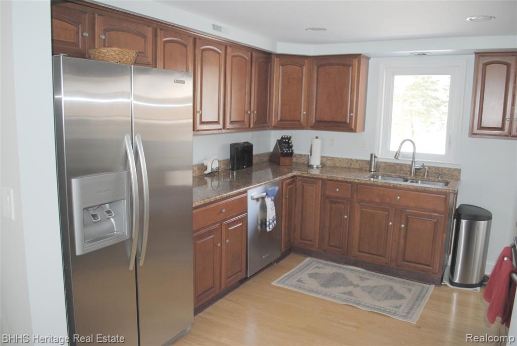 15473 Park Lane, Plymouth, MI 48170 — Photo 16