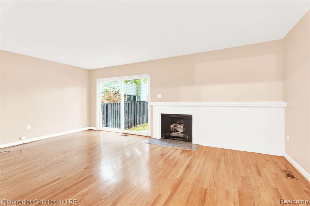 1805 Wickham Street, Royal Oak, MI 48073 — Photo 7