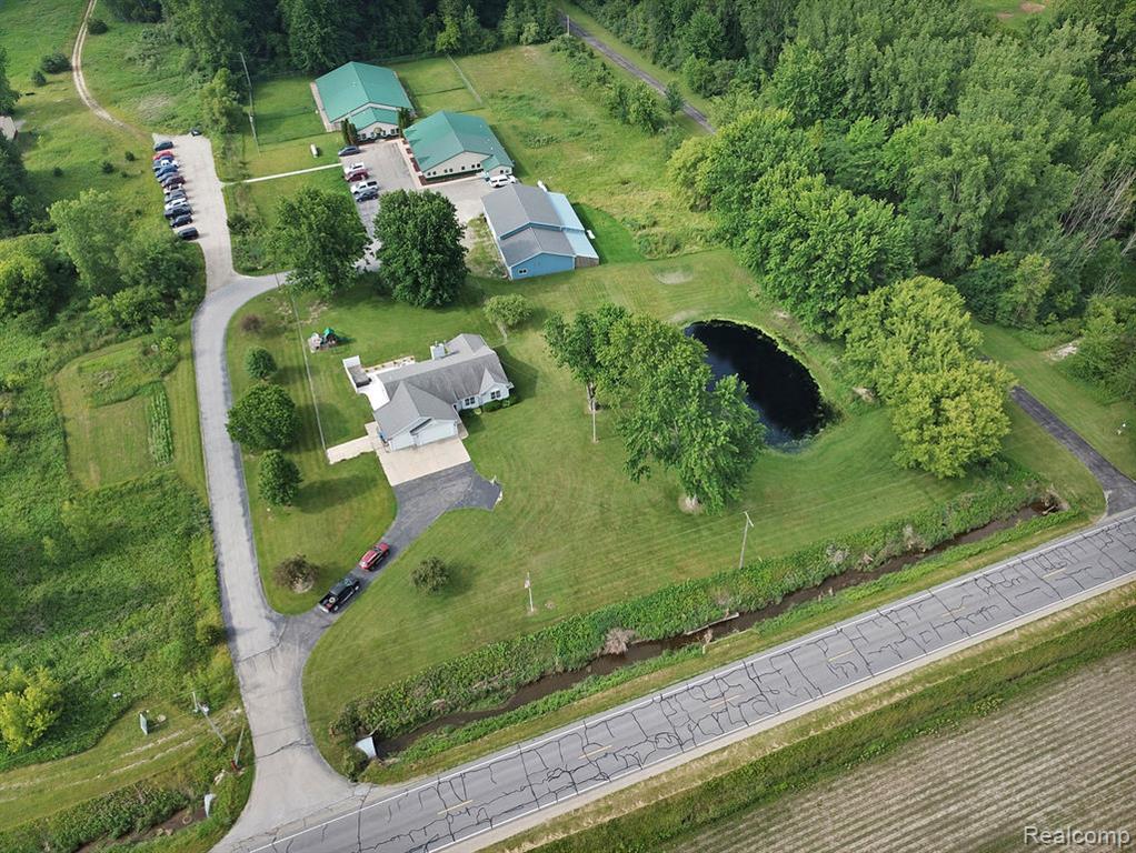 3334 E Freeland Road, Freeland, MI 48623 — Photo 9