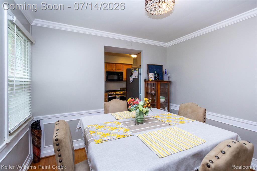 1466 Hampton Rd, Grosse Pointe Woods, MI 48236 — Photo 19