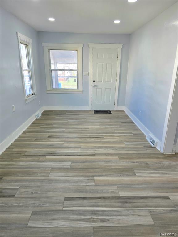 8276 Orchard Avenue, Warren, MI 48089 — Photo 7