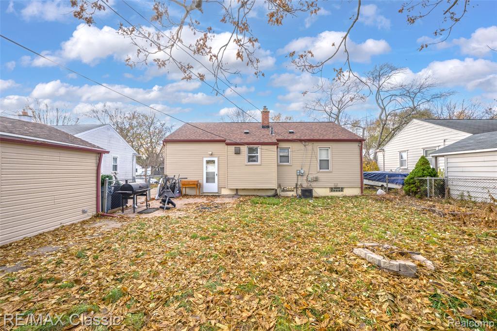 1439 Kingsley Street, Mount Clemens, MI 48043 — Photo 24