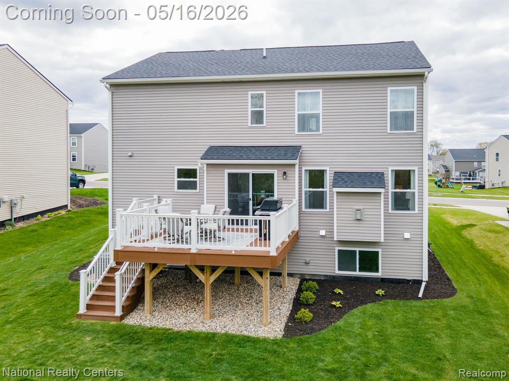 257 Sandhill Court, White Lake, MI — Photo 32