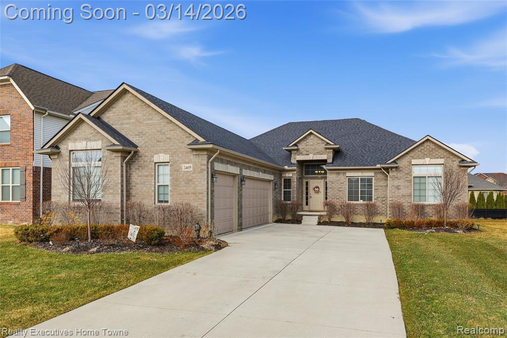 24655 Brookshire Drive, Macomb, MI 48042 — Photo 2