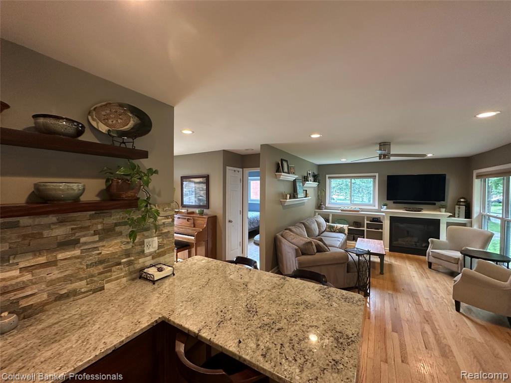 661 Lincoln Street, Lapeer, MI 48446 — Photo 14