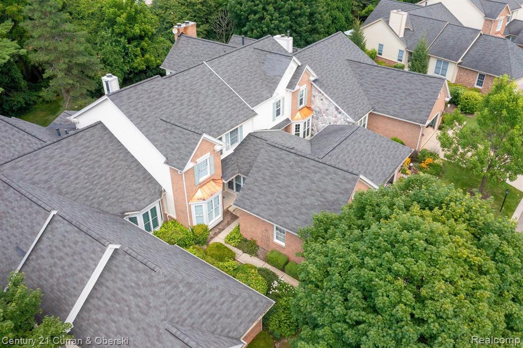 39566 VILLAGE RUN Drive, Northville, MI 48168 — Photo 55