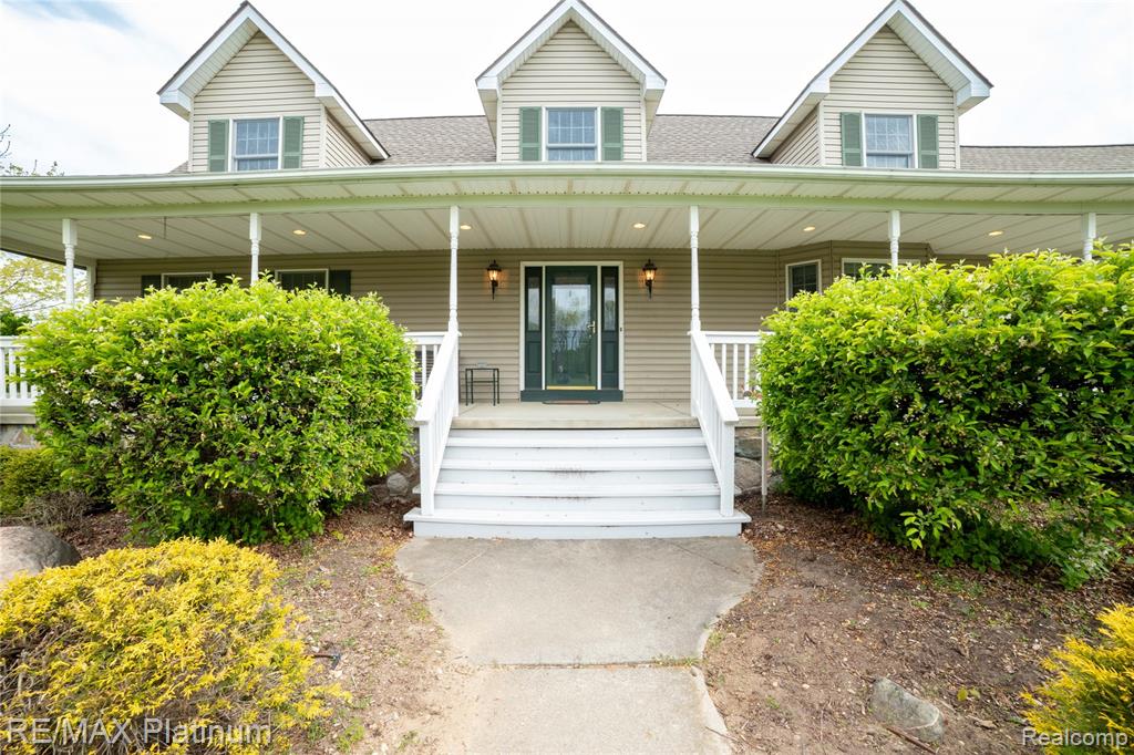 12987 Holtforth Road, Fenton, MI 48430 — Photo 2