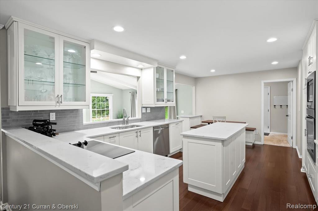 42369 Crestview Circle, Northville, MI 48168 — Photo 16