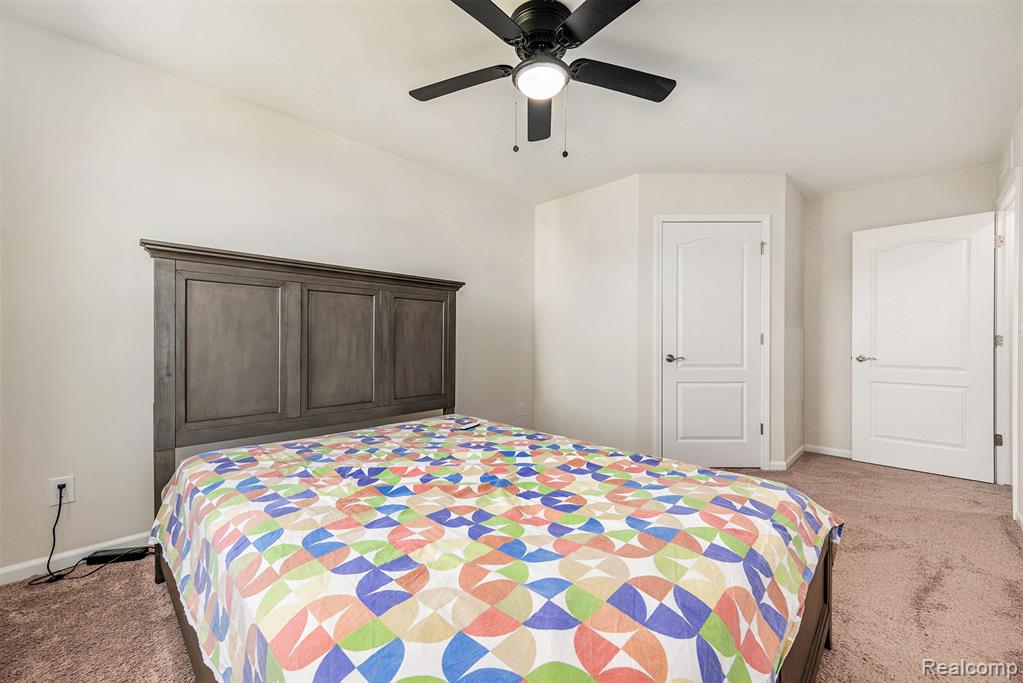 28364 Hanover Drive, Novi, MI 48377 — Photo 30