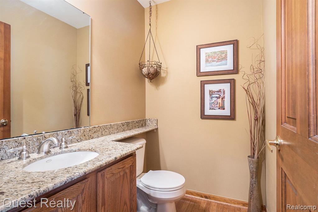 5780 GARNET Circle, Clarkston, MI 48348 — Photo 15