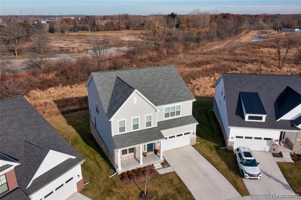 5556 Hobart Court, West Bloomfield, MI — Photo 39