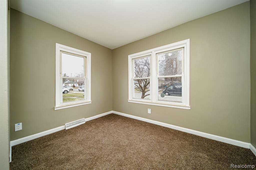 7244 FISHER Avenue, Warren, MI 48091 — Photo 34