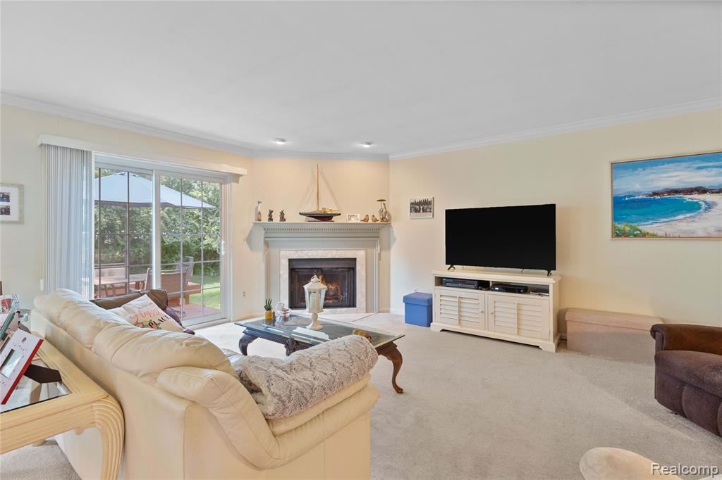 6579 Noble Road, West Bloomfield, MI — Photo 4