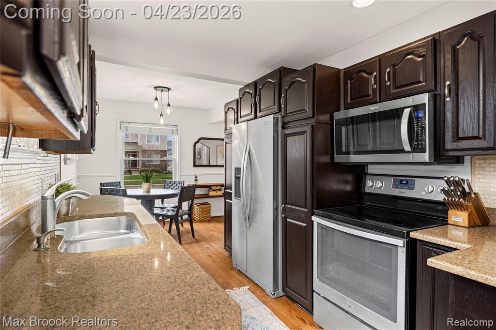 2048 Gardner Avenue, Berkley, MI 48072 — Photo 19