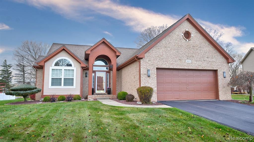 5077 PRESTONWOOD Lane, Flushing, MI 48433 — Photo 5