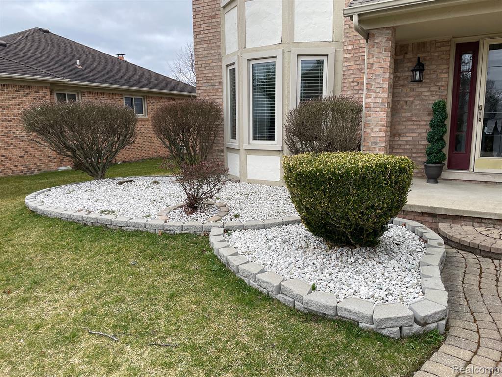 53775 CRANSTON Drive, Macomb, MI 48042 — Photo 6