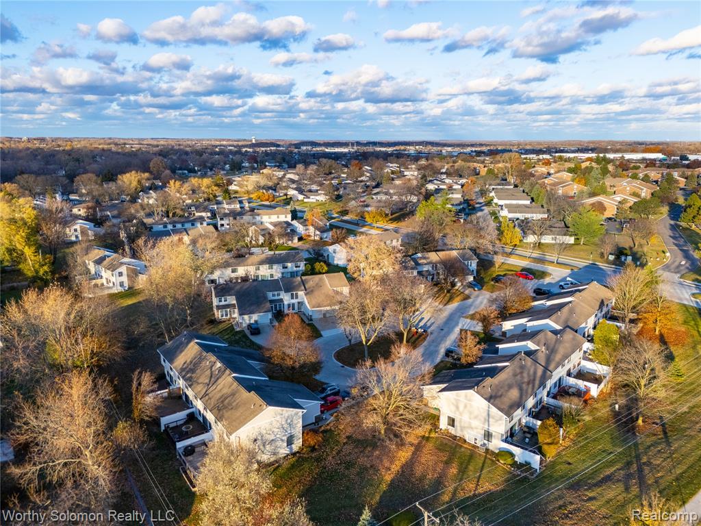 22415 Cranbrooke Drive, Novi, MI — Photo 30