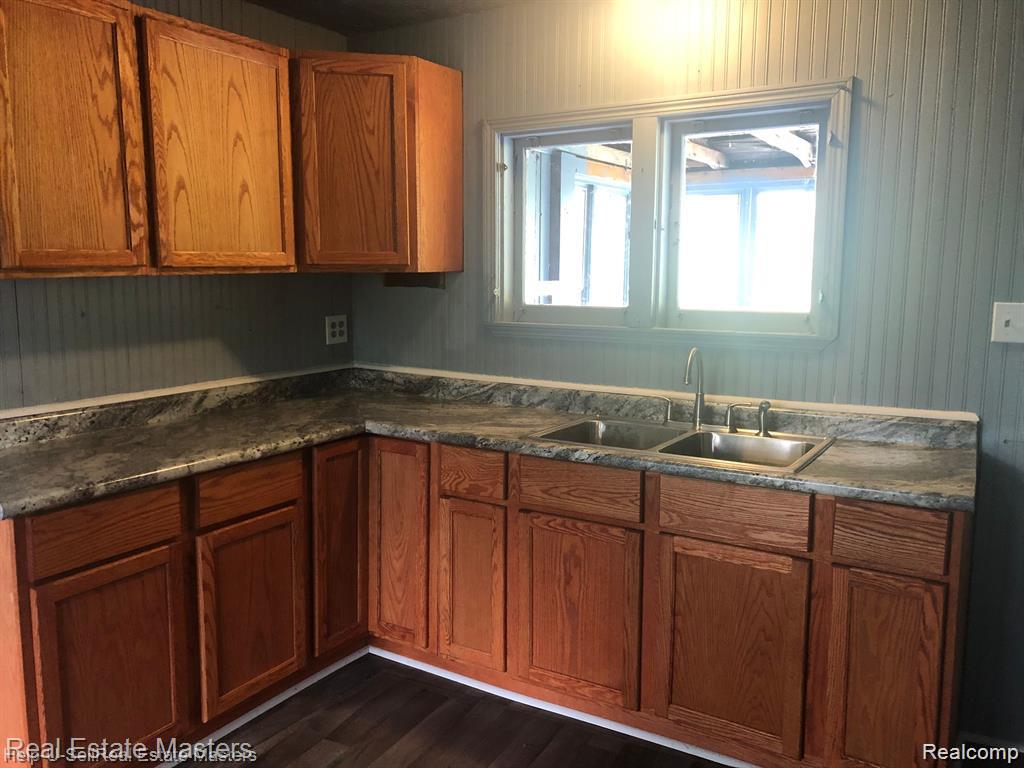 7627 Lapeer Road, Wales, MI — Photo 5
