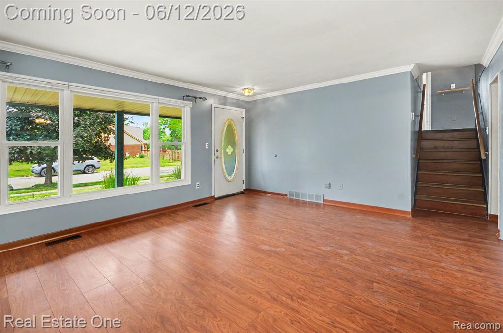 2523 Watonga Drive, Commerce Twp, MI 48382 — Photo 2