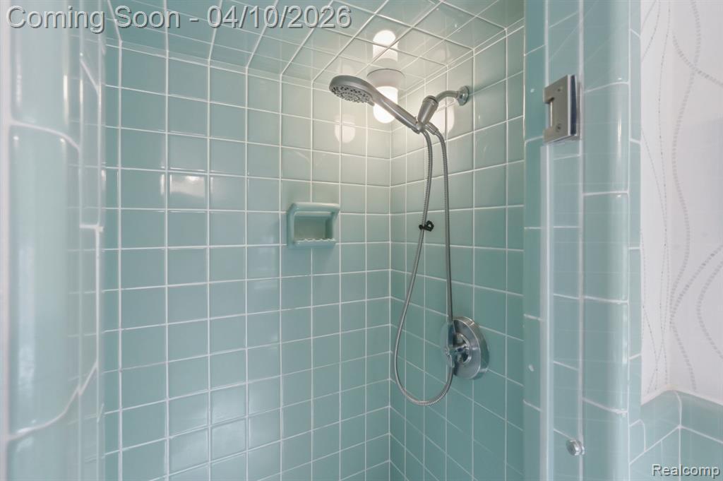 31700 Nixon Street, Beverly Hills, MI 48025 — Photo 39