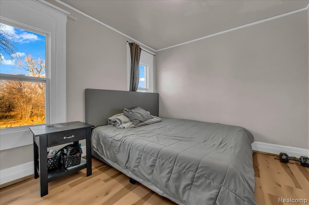9390 Emmons, Detroit, MI 48214 — Photo 17