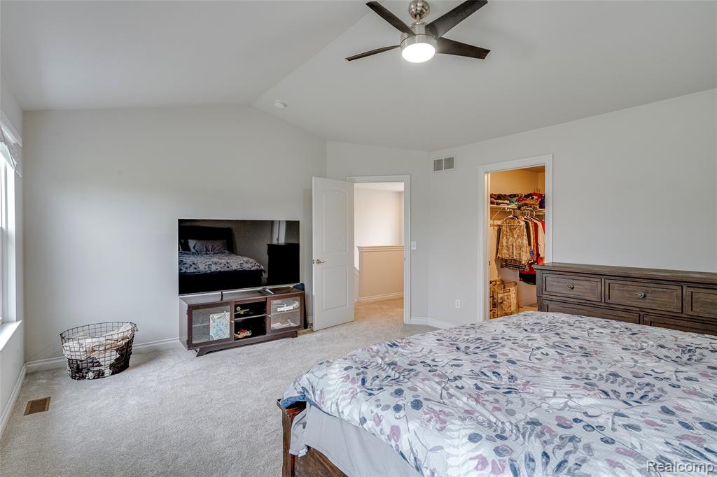 6871 Chandler Drive, Belleville, MI 48111 — Photo 17