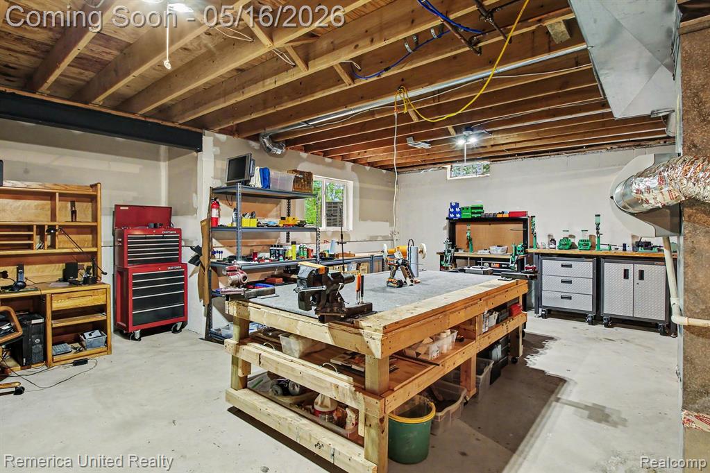 57224 Hidden Timbers Drive, South Lyon, MI 48178 — Photo 35