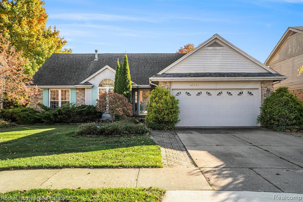 46421 SWANMERE Drive, Canton, MI 48187 — Photo 16
