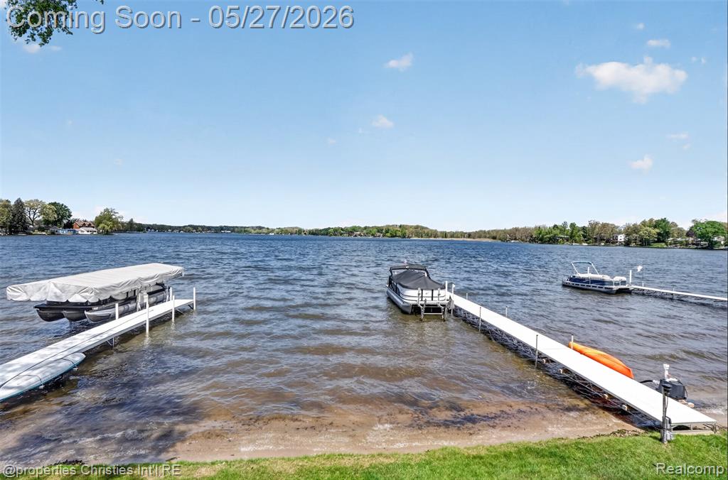 9696 Elizabeth Lake Road, White Lake, MI — Photo 38