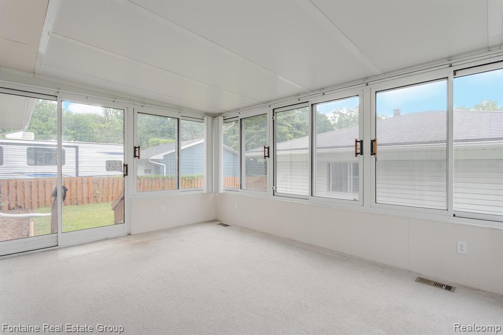 40395 Gilbert Street, Plymouth, MI 48170 — Photo 14