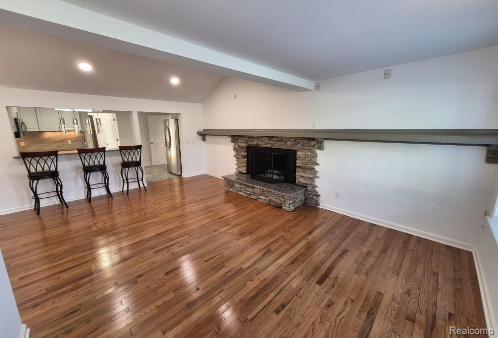 7377 Cooley Lake Road, West Bloomfield, MI 48324 — Photo 27