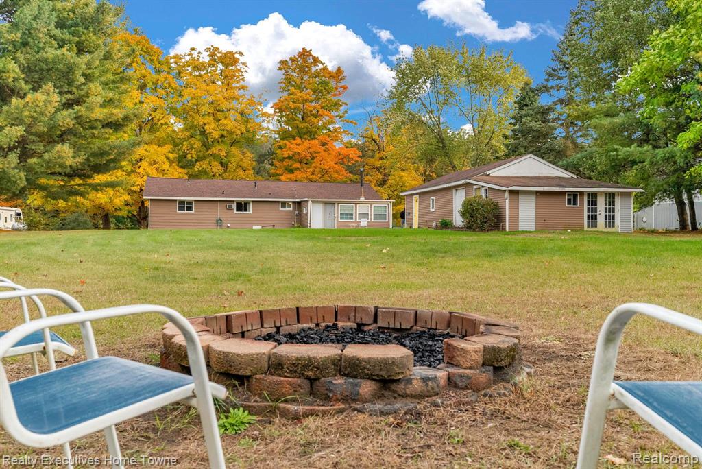1663 EMERSON Road, Wales, MI — Photo 5