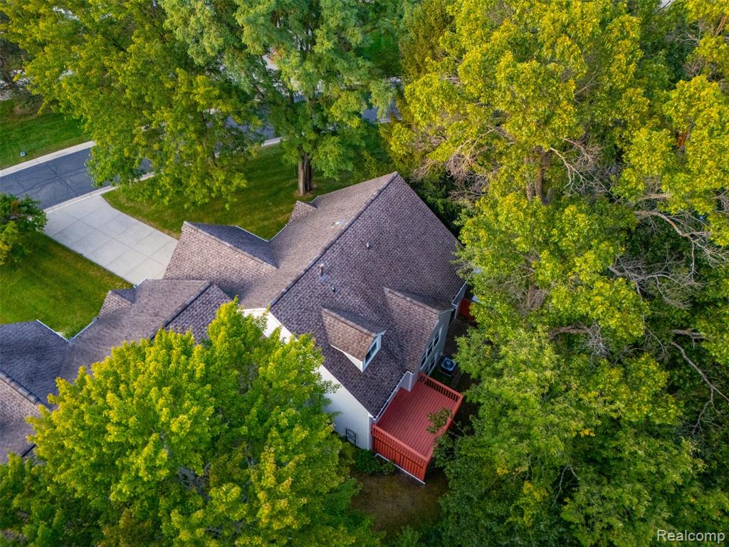 6859 Tangle Wood, Waterford, MI 48327 — Photo 40