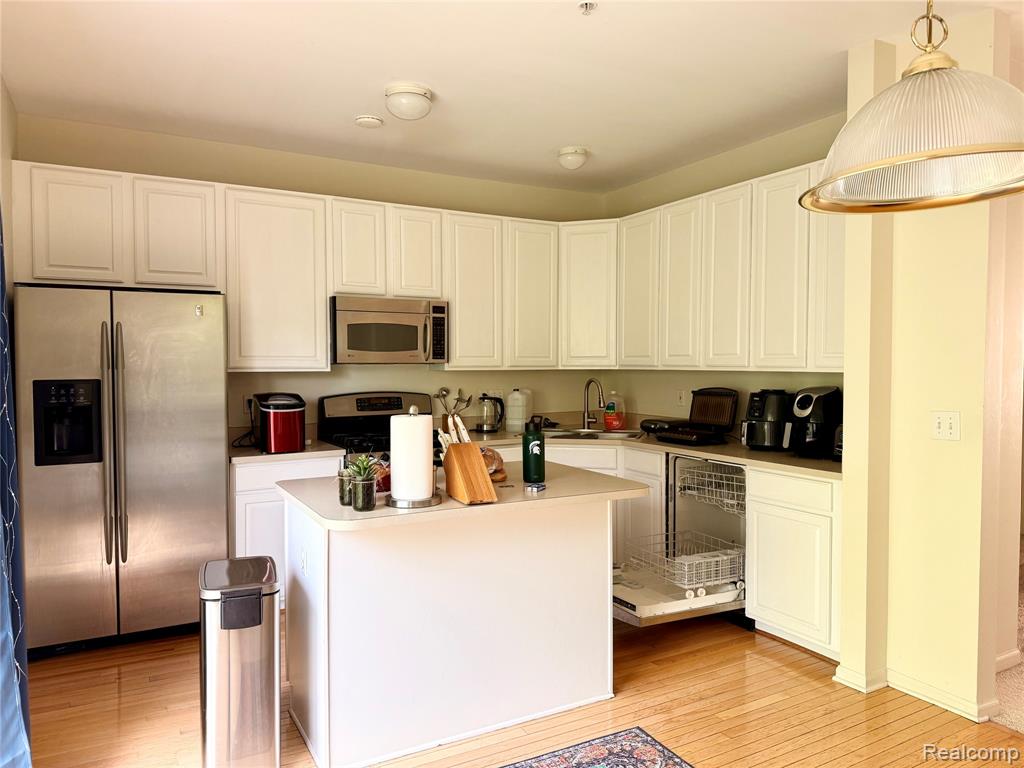 609 Cherry Orchard Road, Canton, MI 48188 — Photo 7