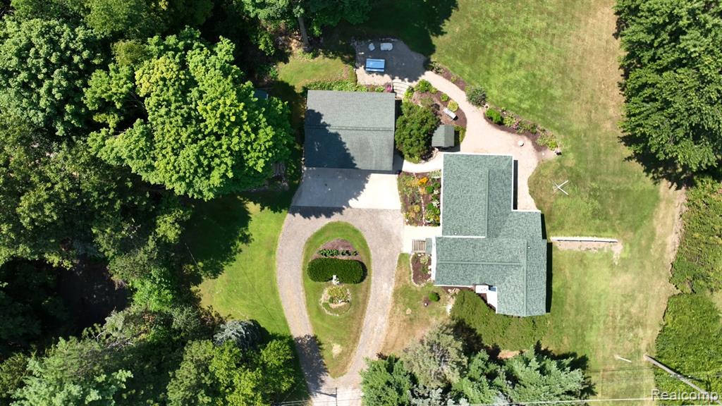 371 N Ortonville Road, Ortonville, MI 48462 — Photo 57