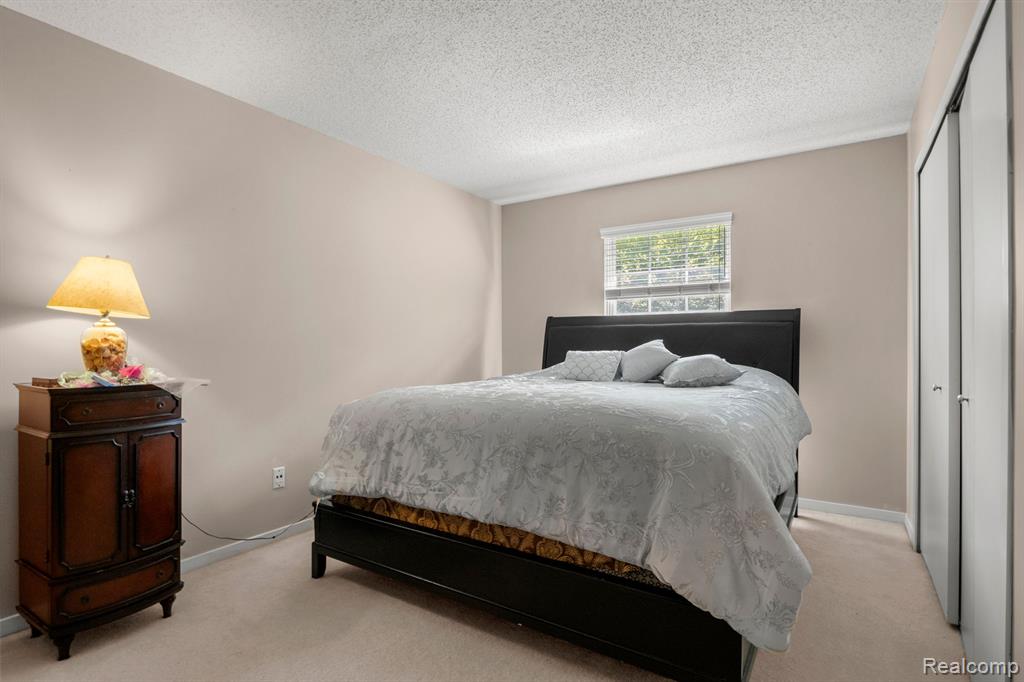 30997 CENTENNIAL Drive, Novi, MI 48377 — Photo 23