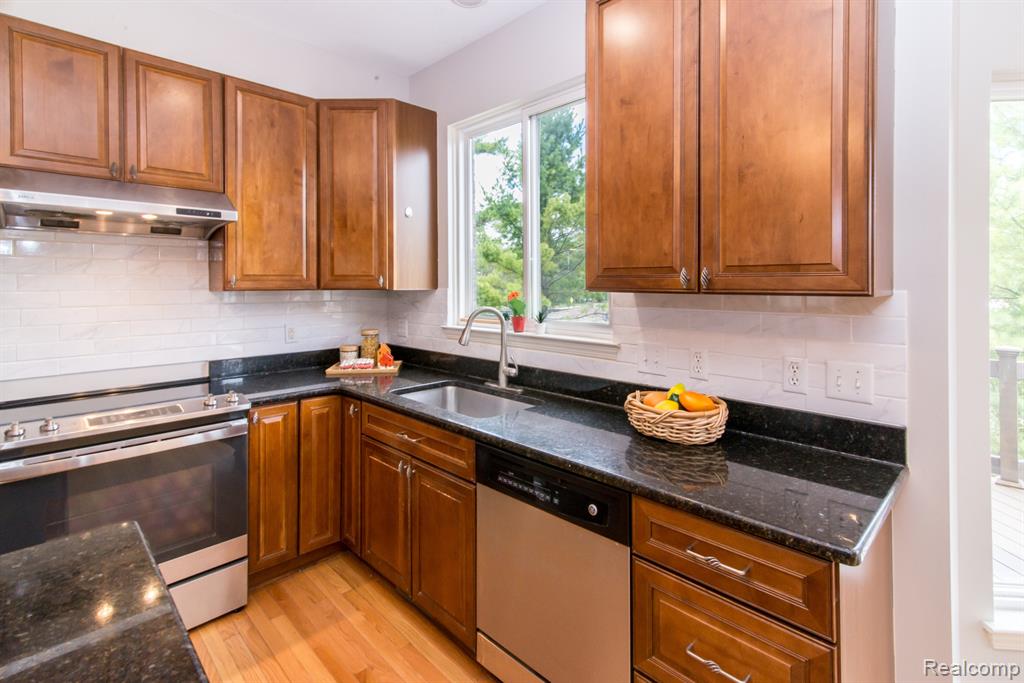 2605 Nadia Court, Ann Arbor, MI 48105 — Photo 26