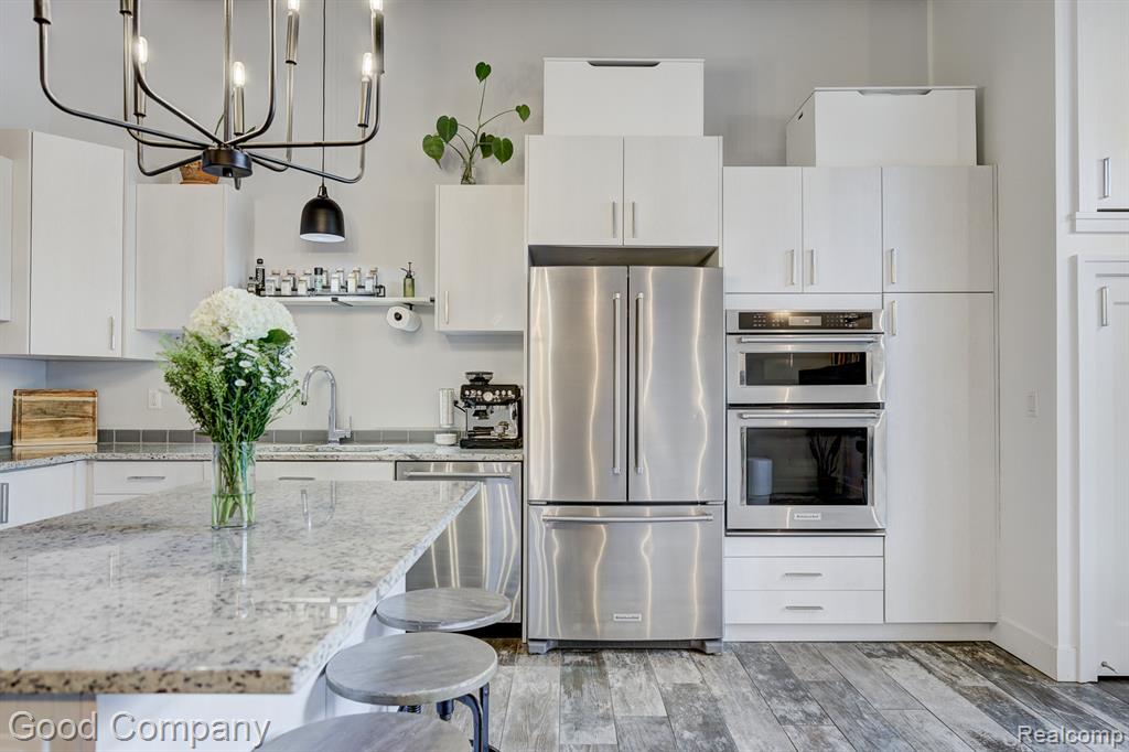640 W 11 Mile Road, Royal Oak, MI 48067 — Photo 9