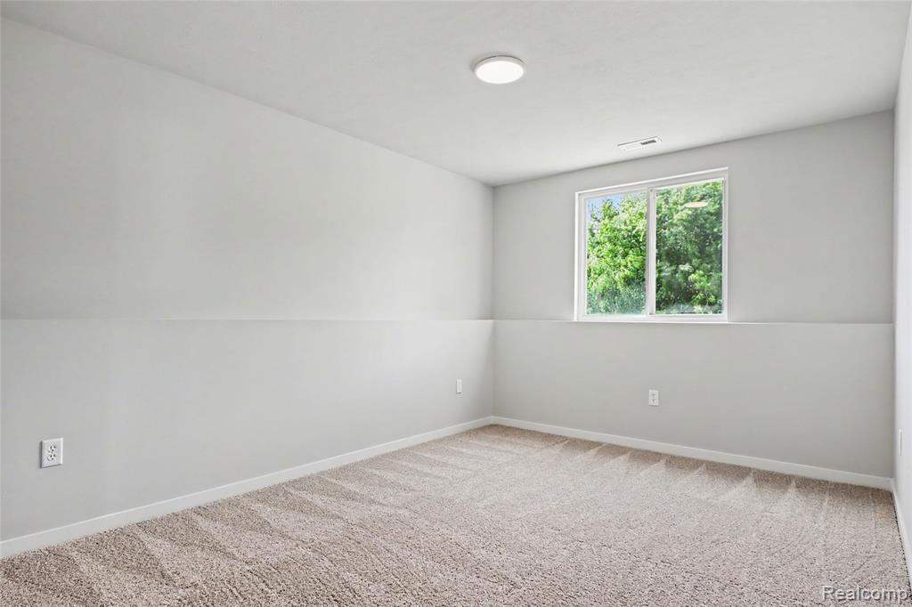 5528 Lahring Road, Linden, MI 48451 — Photo 20