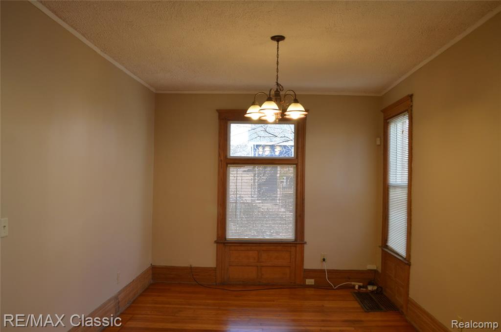 5153 Commonwealth Street - Photo 5