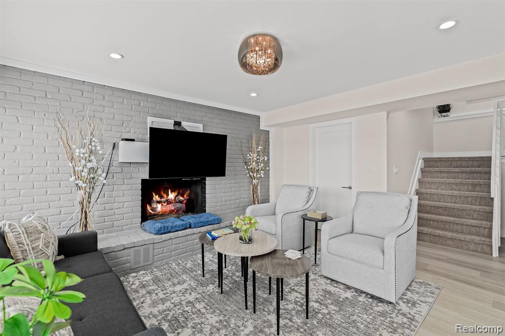 5494 Putnam Drive, West Bloomfield, MI 48323 — Photo 38