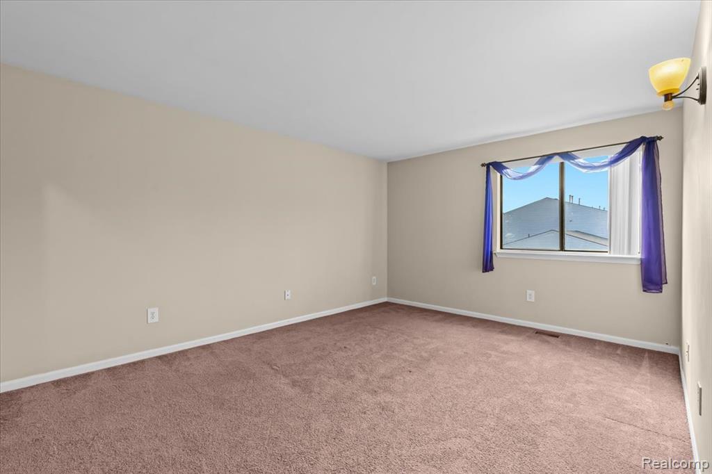 50105 N Jimmy Court, New Baltimore, MI 48047 — Photo 15