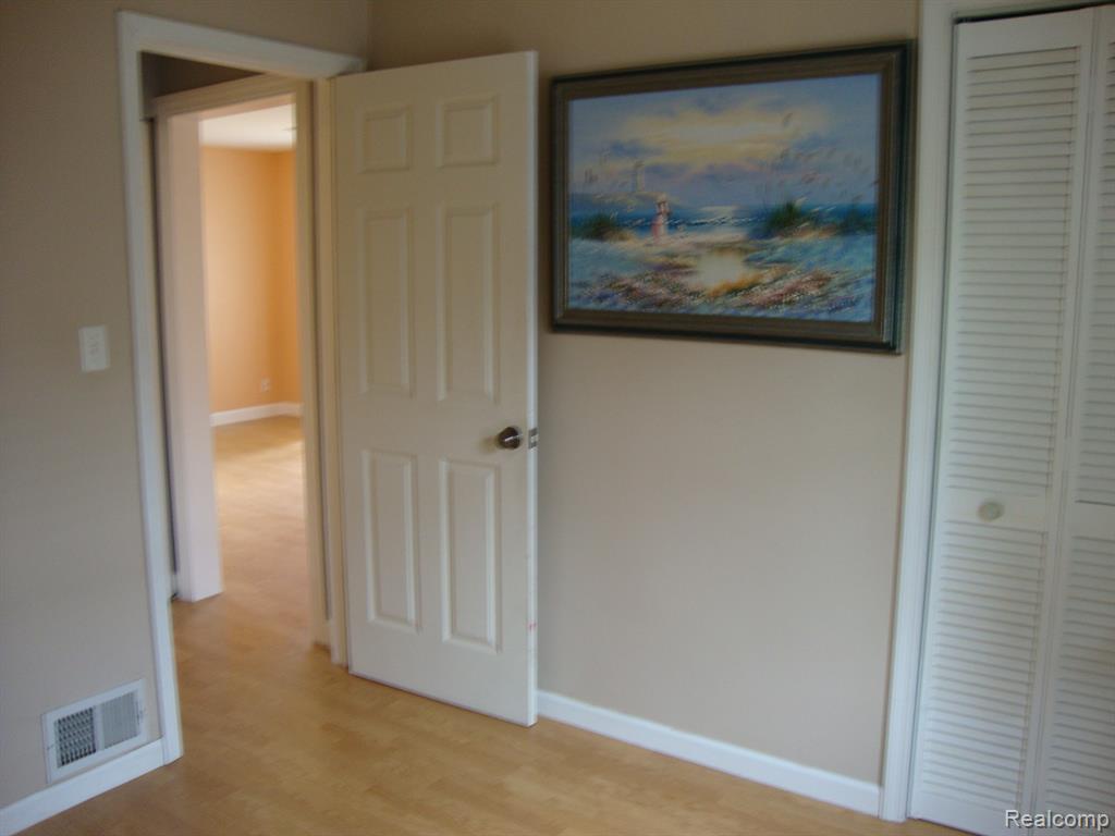 47780 Frederick Road, Shelby Twp, MI 48317 — Photo 13