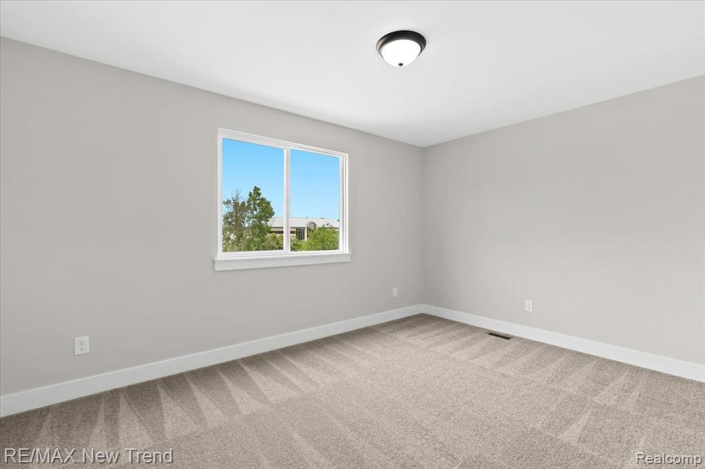 8541 Joseph Street, Commerce Twp, MI 48382 — Photo 32