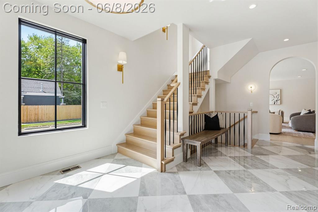 503 GIRARD Avenue, Royal Oak, MI 48073 — Photo 37