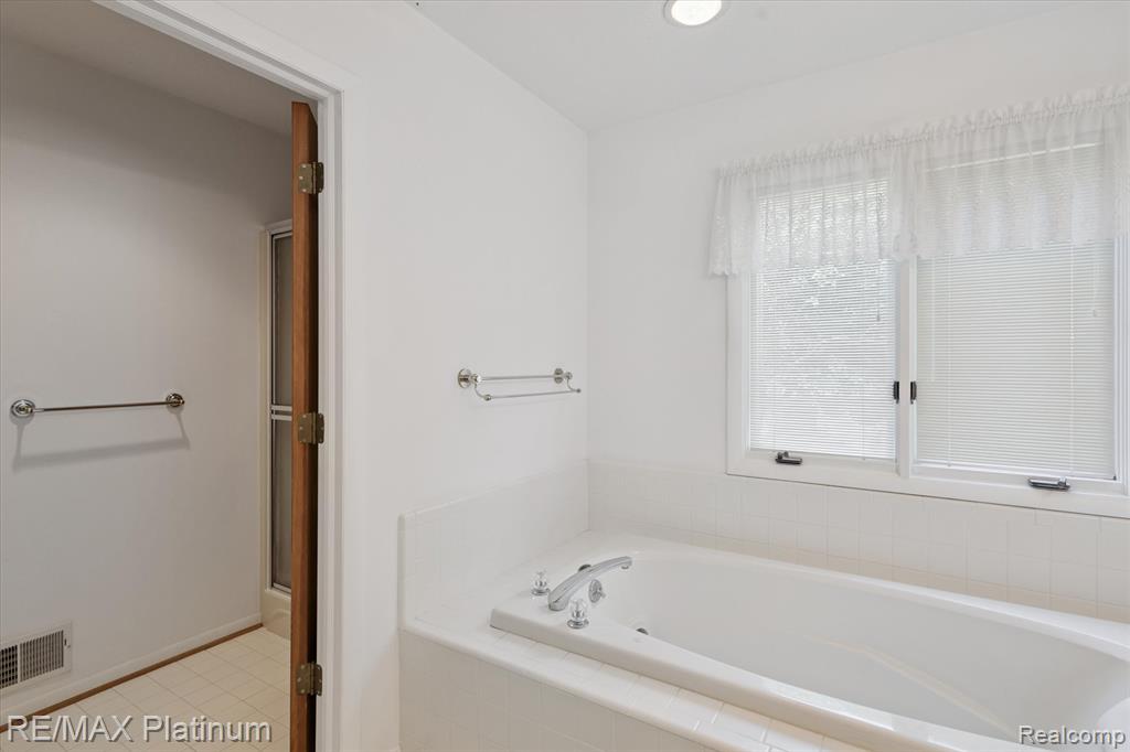 11522 Roberts Road, Stockbridge, MI 49285 — Photo 28
