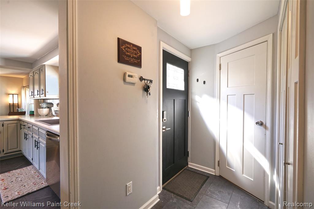 3530 Davison Road, Lapeer, MI 48446 — Photo 23