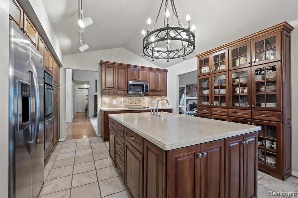 7260 Willow Oak Drive, West Bloomfield, MI 48324 — Photo 5