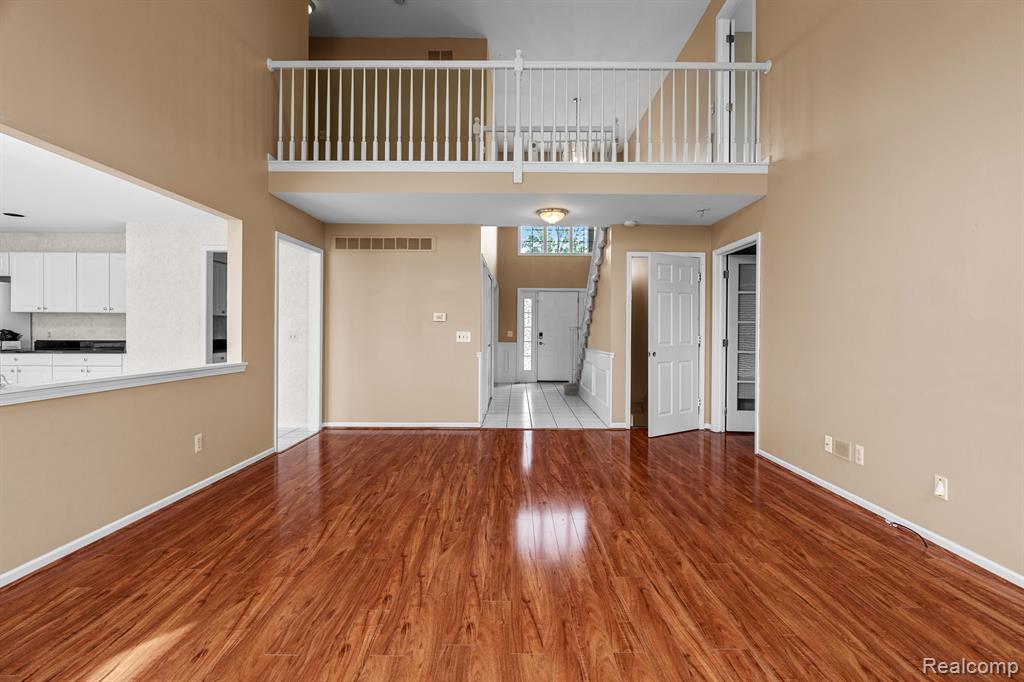 45419 GLENGARRY Boulevard, Canton, MI 48188 — Photo 13