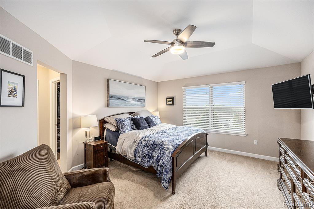 4846 E Stonegate Circle, Lake Orion, MI — Photo 15
